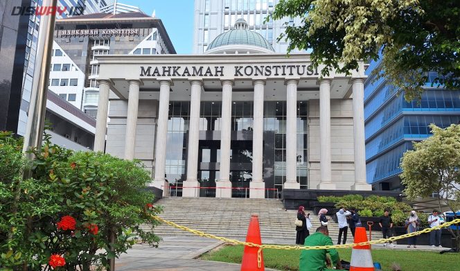 
					MK Terancam Tak Bisa Gaji Pegawai Setelah Mei 2025 akibat Efisiensi Anggaran