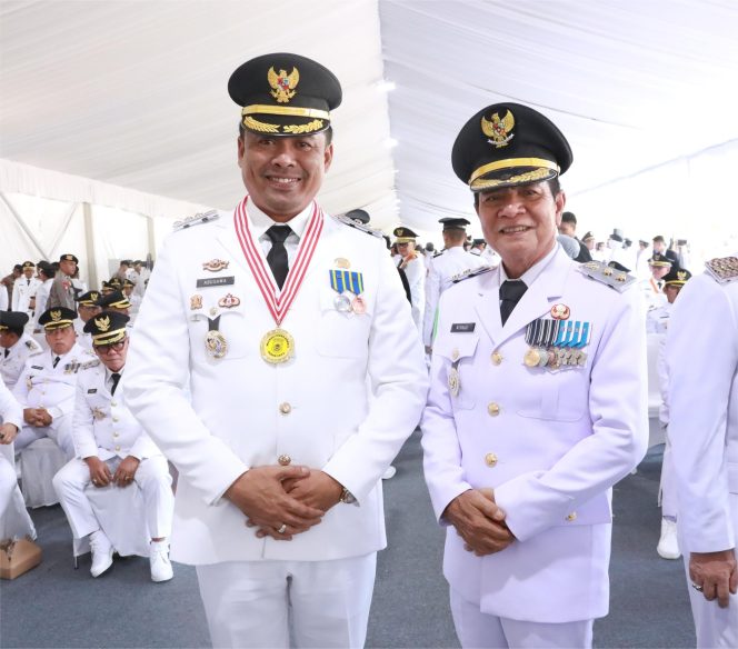 
					Sejarah Baru! Presiden Prabowo Lantik Abusama-Misnadi dan 960 Kepala Daerah Secara Serentak di Istana Negara