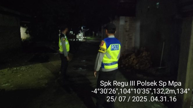 
					Cegah Begal dan Pencurian, Polsek Simpang Martapura Gelar KRYD Malam