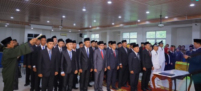 
					Bupati Abusama Lantik Pejabat Administrator dan Pengawas Pemkab OKU Selatan
