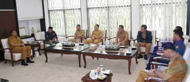 
					Bupati Abusama Terima Audiensi Karang Taruna, Dukung Temu Karya 2026