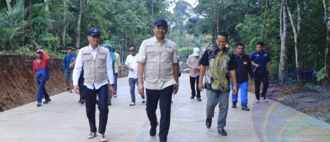 
					Bupati Abusama Tinjau Jalan Karang Agung–Buana Pemaca, Dorong Akses Antarwilayah
