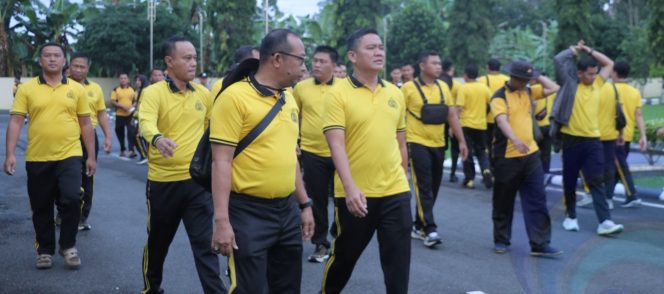 
					120 Personel Polres OKU Selatan Bergerak Bersihkan Destinasi Wisata Danau Ranau