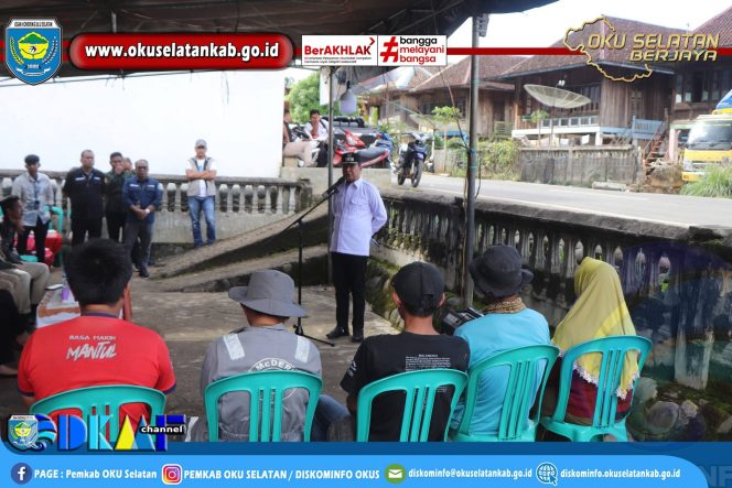
					Wabup Misnadi Tinjau Korban Kebakaran di Runjung Agung, Serahkan Bantuan dan Minta OPD Bergerak Cepat